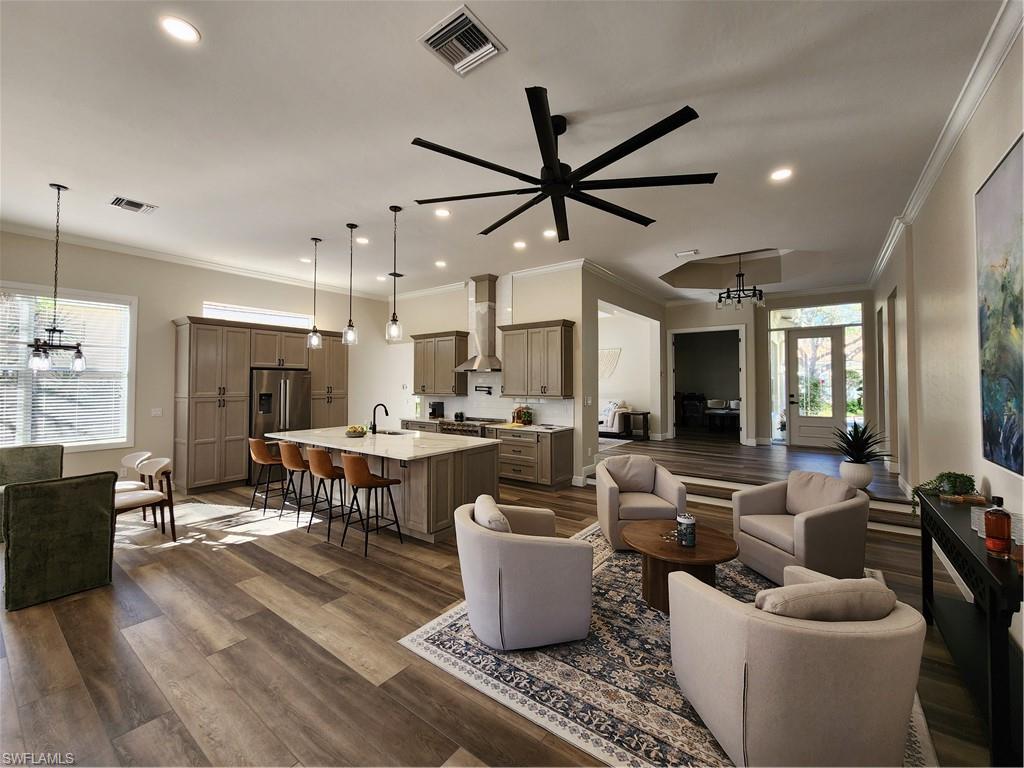 COTTAGES AT PELICAN LANDING - Residential