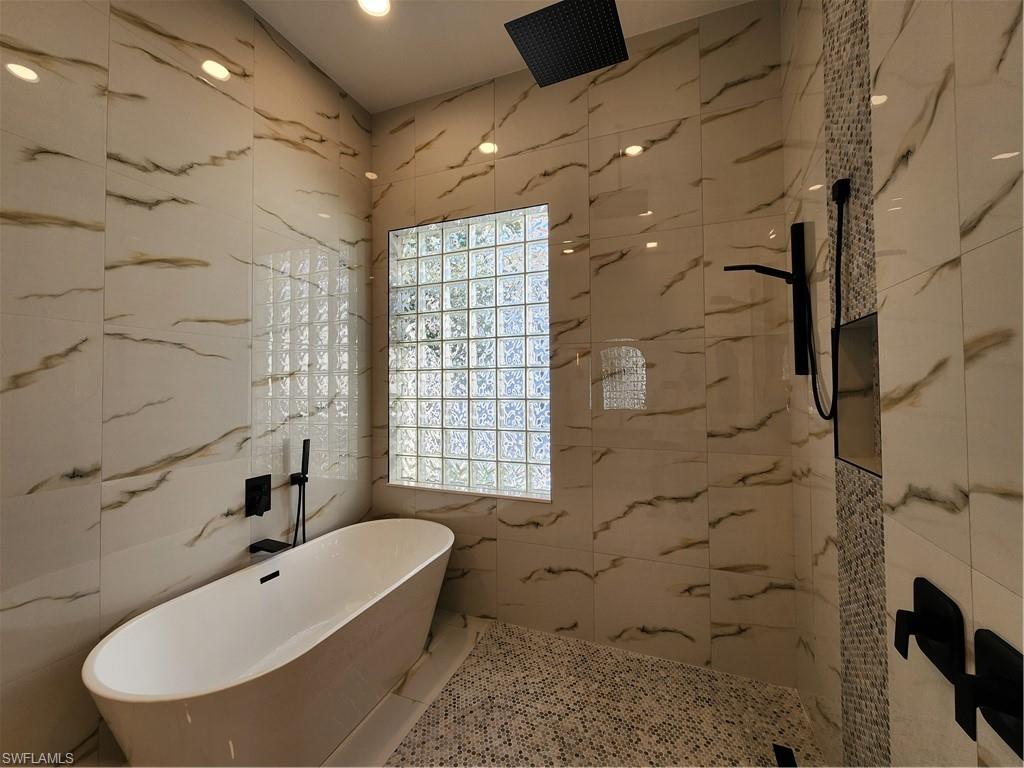 COTTAGES AT PELICAN LANDING - Residential