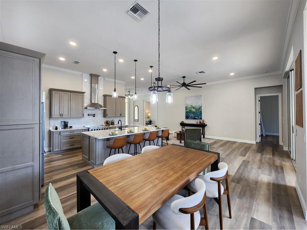 COTTAGES AT PELICAN LANDING - Residential