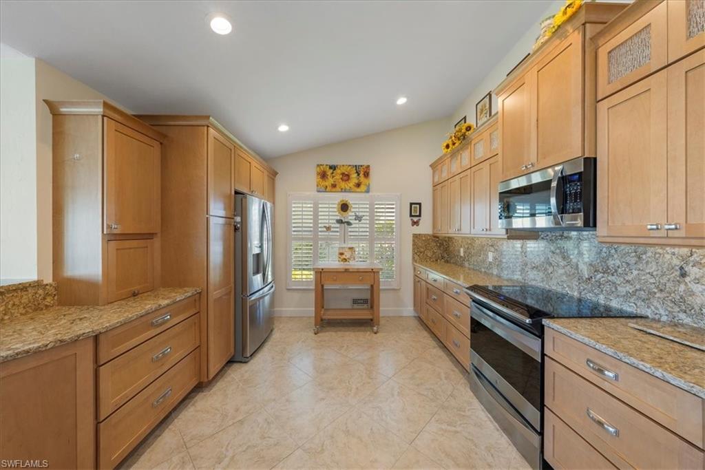 SINGLE FAMILY VILLAGE - Residential