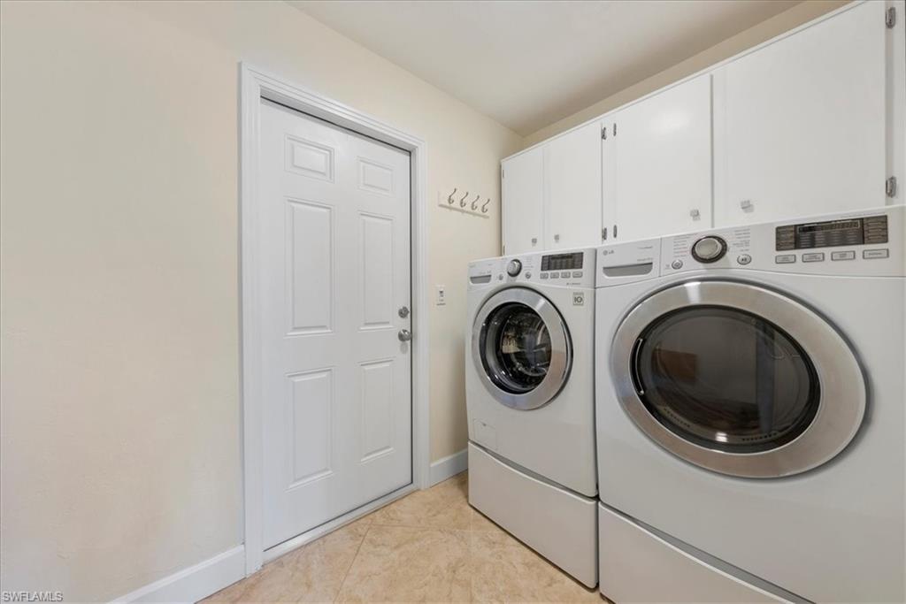 SINGLE FAMILY VILLAGE - Residential