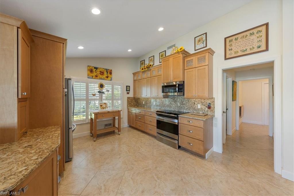 SINGLE FAMILY VILLAGE - Residential