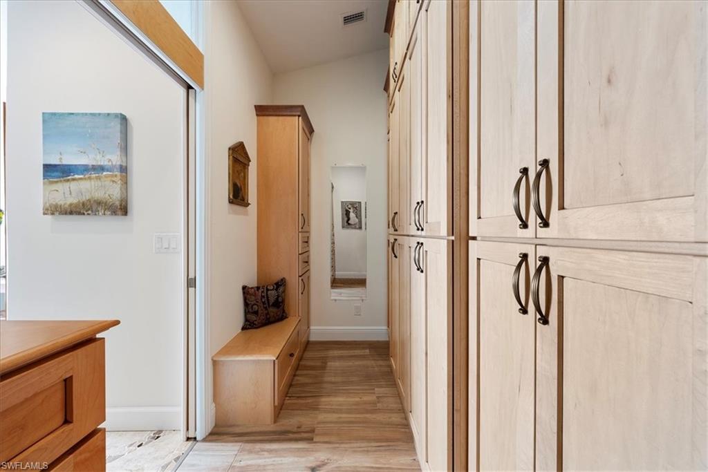 SINGLE FAMILY VILLAGE - Residential