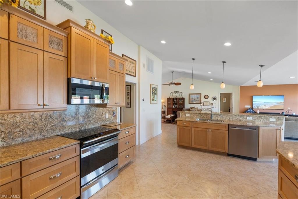 SINGLE FAMILY VILLAGE - Residential