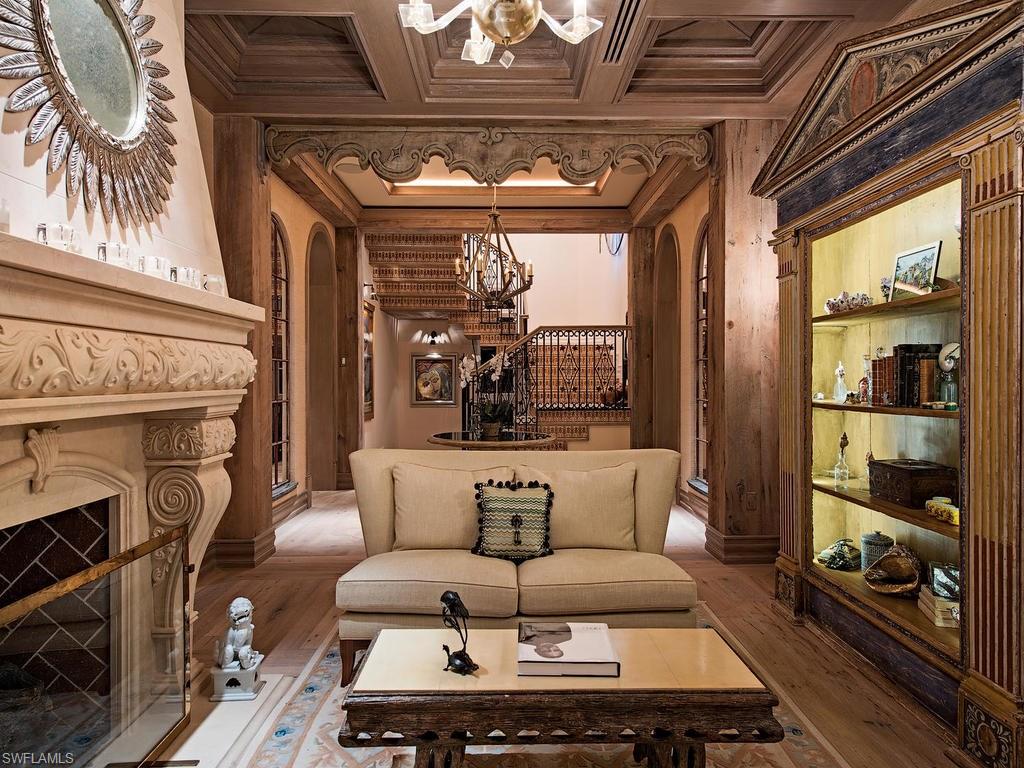 OLDE NAPLES - Residential