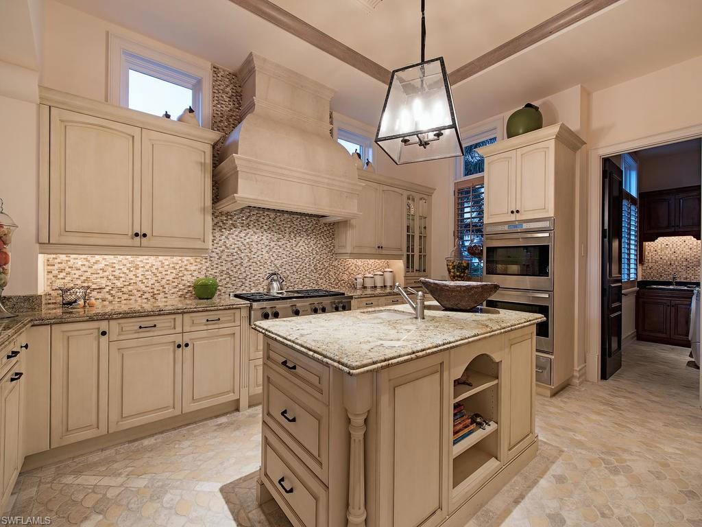 OLDE NAPLES - Residential