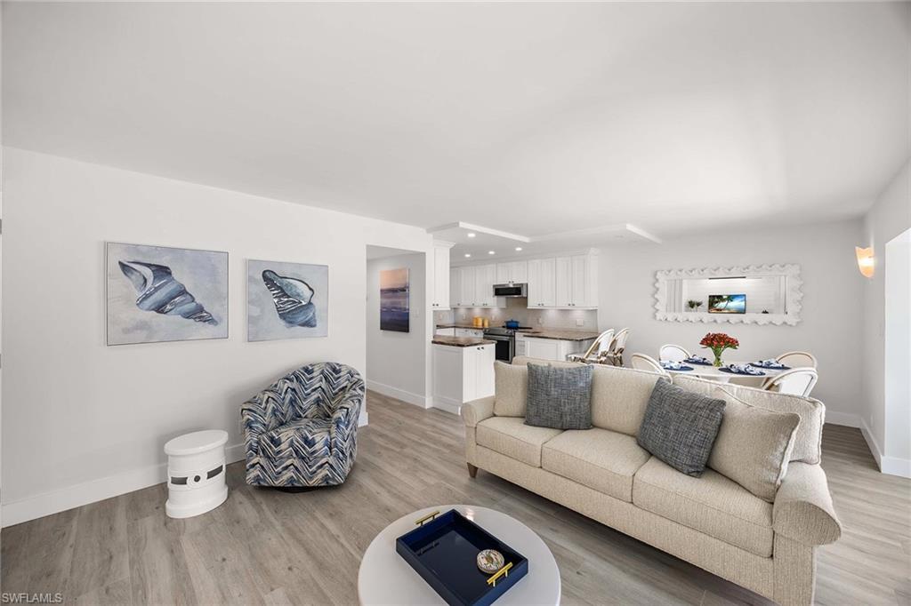 HARBOUR LIGHTS - Residential