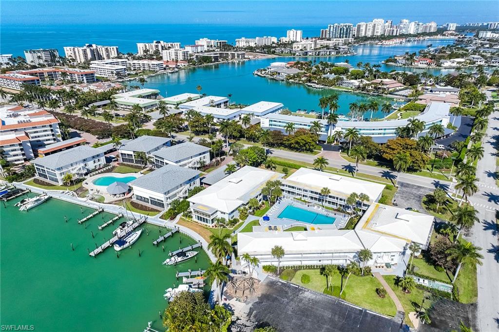 HARBOUR LIGHTS - Residential