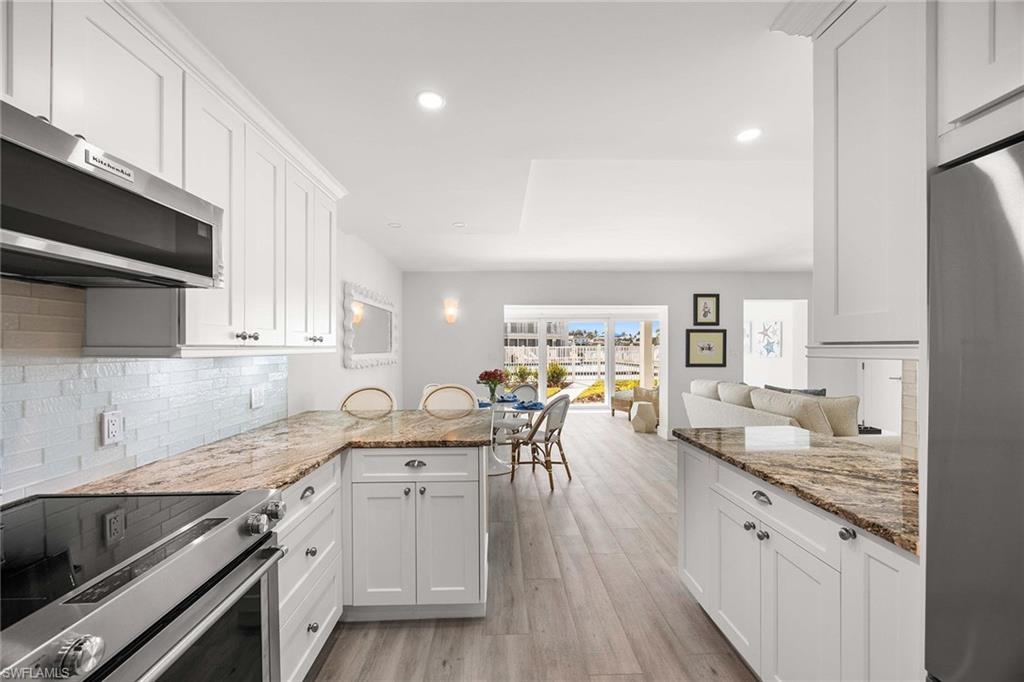 HARBOUR LIGHTS - Residential