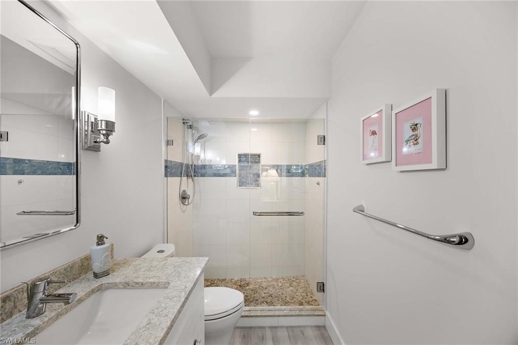 HARBOUR LIGHTS - Residential