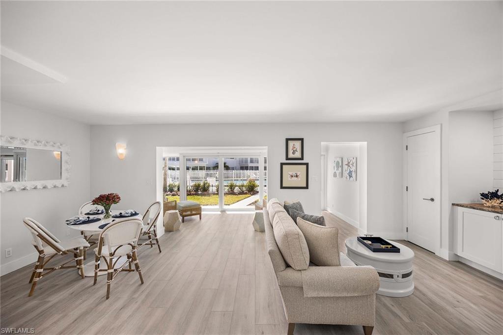 HARBOUR LIGHTS - Residential