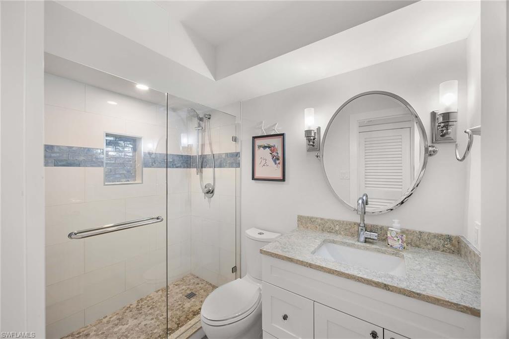 HARBOUR LIGHTS - Residential