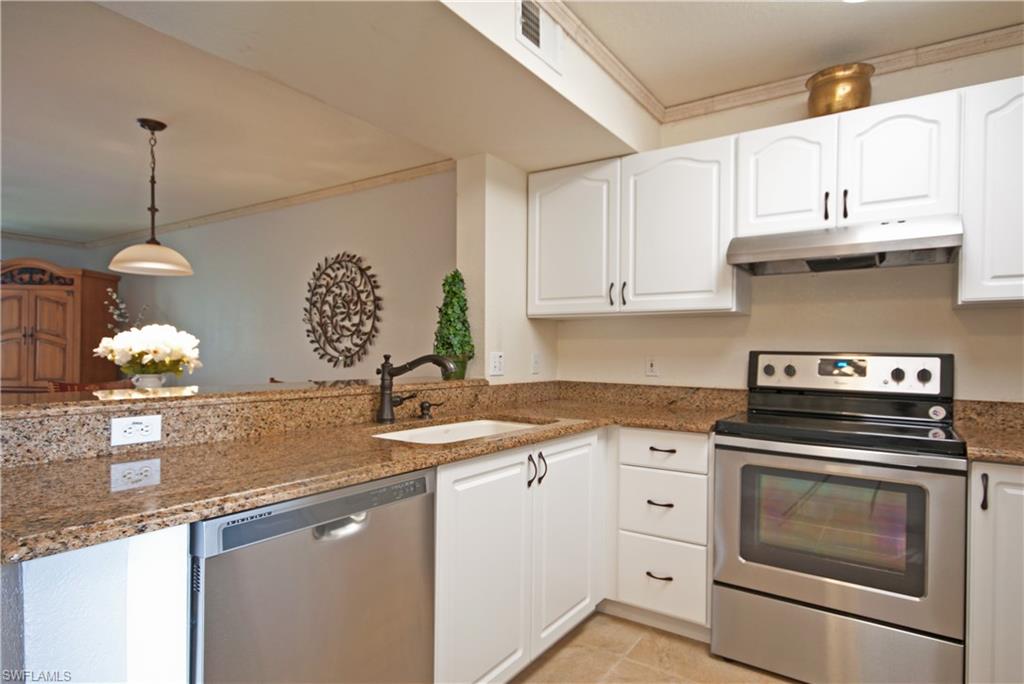 KEY ROYAL CONDOMINIUMS - Residential