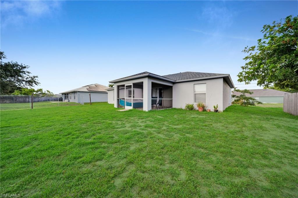 CAPE CORAL - Residential