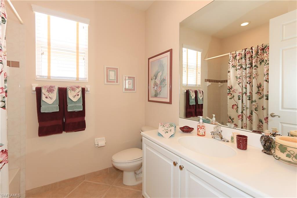 SANCTUARY POINTE - Residential