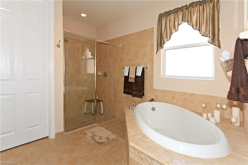 SANCTUARY POINTE - Residential