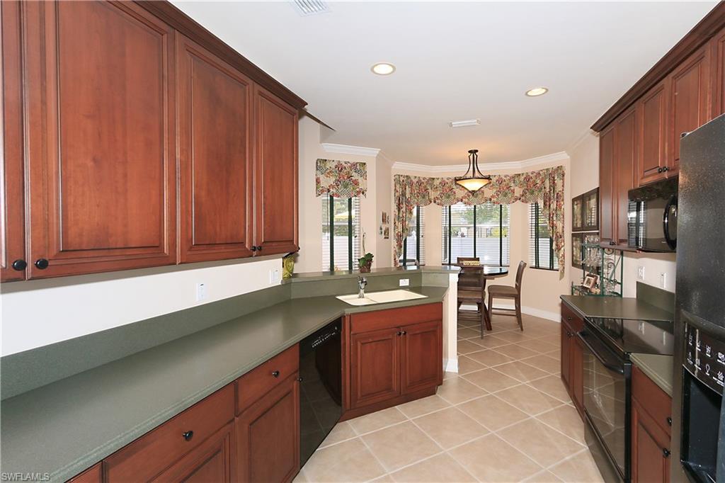 SANCTUARY POINTE - Residential