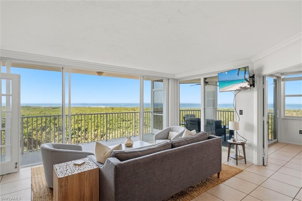 Photo of 6361 Pelican Bay BLVD #902, NAPLES, FL 34108 (MLS # 225080840)