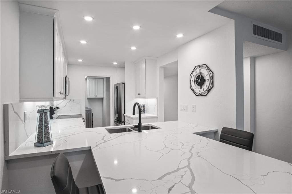 CASA BONITA GRANDE - Residential