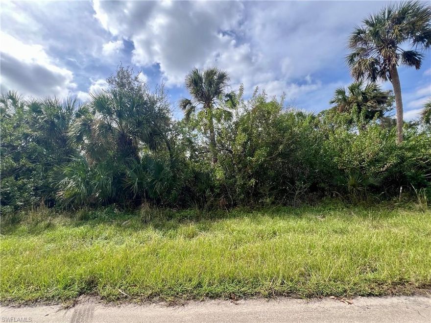 Beautiful lot with a wide canal with a northeastern front view exposure offering a unique opportunity to build the home of your dreams, Situated in Port Charlotte a quiet area, this land boasts panoramic views and a convenient location close to local amenities. With ample space to design and build, this lot is perfect for those looking to create their own personal paradise. Don't miss the chance to turn this land into your HOME!!