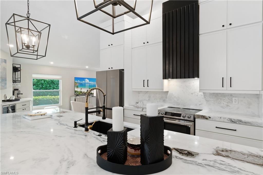 VANDERBILT LAKES - Residential