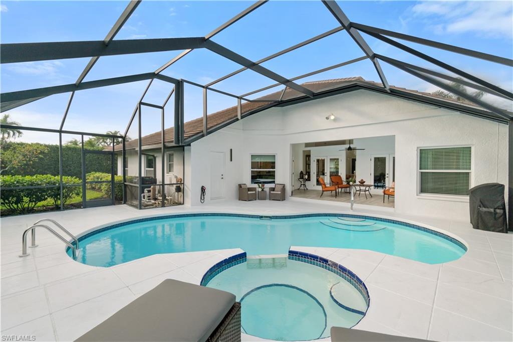 VANDERBILT LAKES - Residential