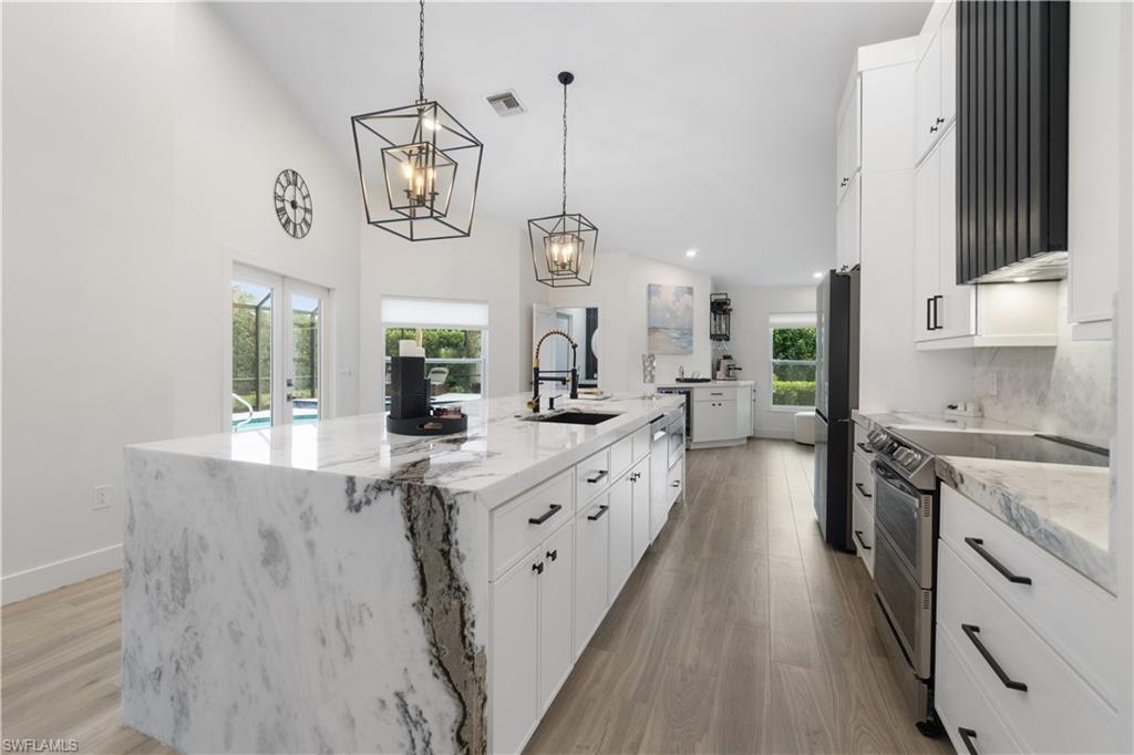 VANDERBILT LAKES - Residential