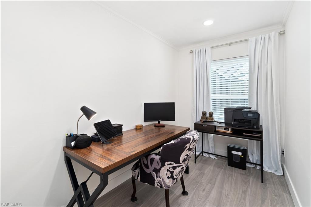 VANDERBILT LAKES - Residential