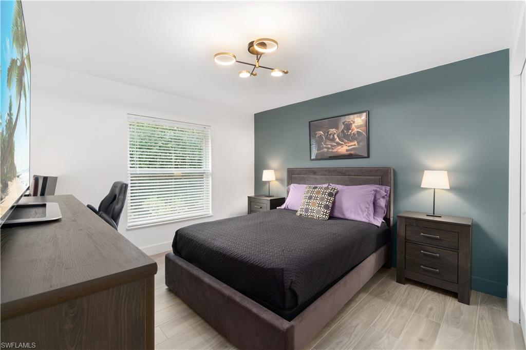 VANDERBILT LAKES - Residential