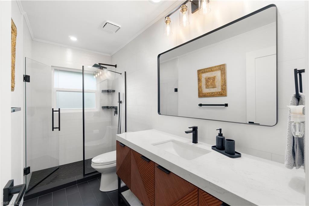 VANDERBILT LAKES - Residential