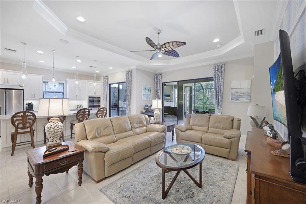 ESTERO POINTE - Residential