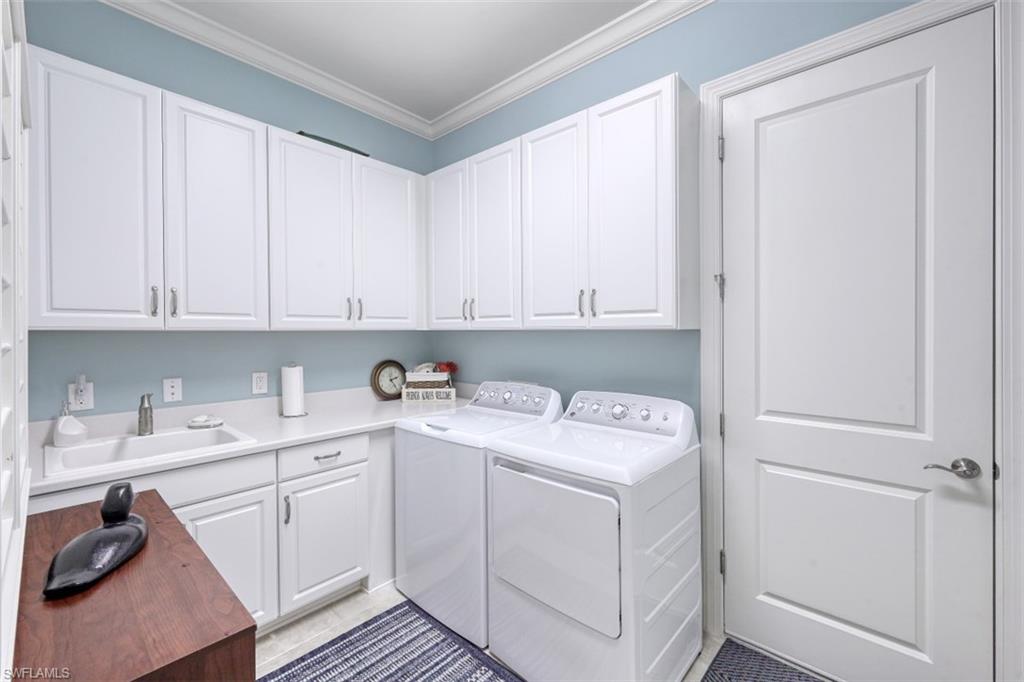 ESTERO POINTE - Residential