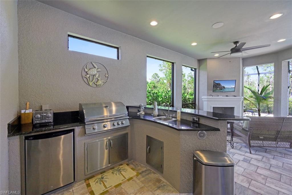 ESTERO POINTE - Residential