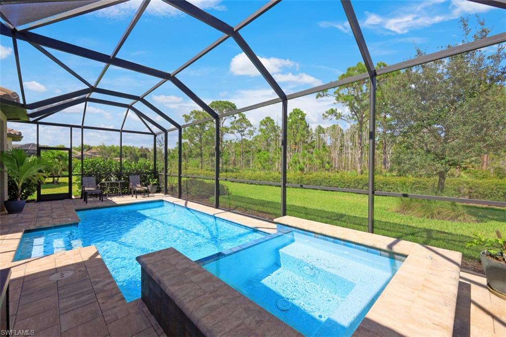 ESTERO POINTE - Residential