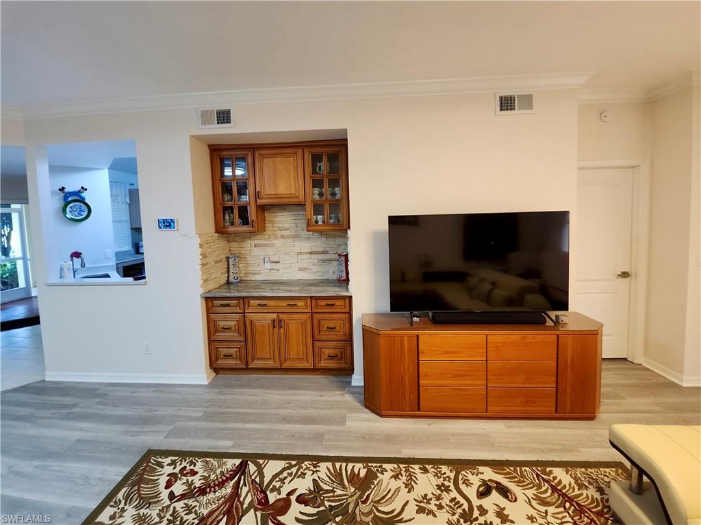 FAIRWAYS - Residential Lease