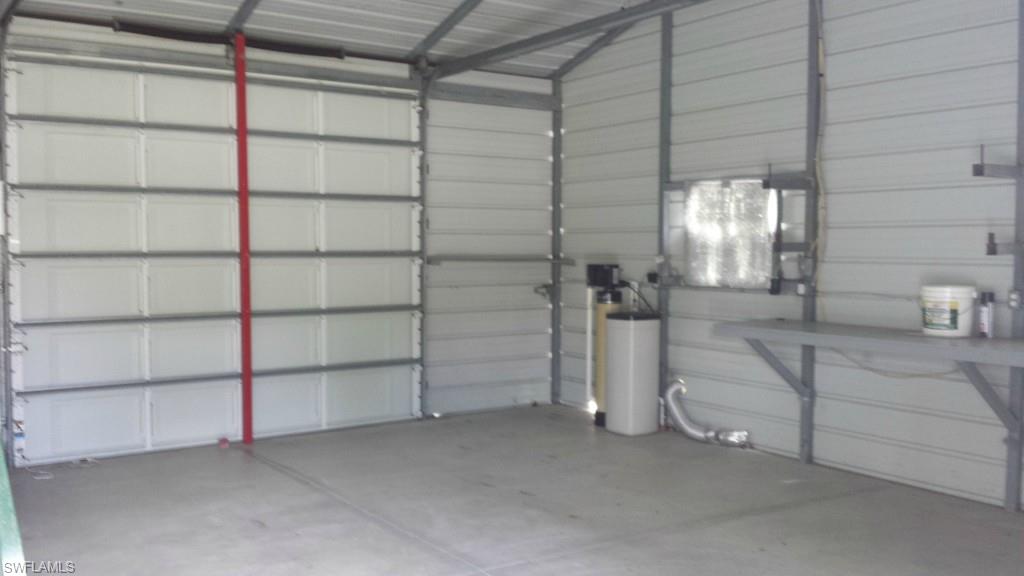 RIVER OAKS - Residential