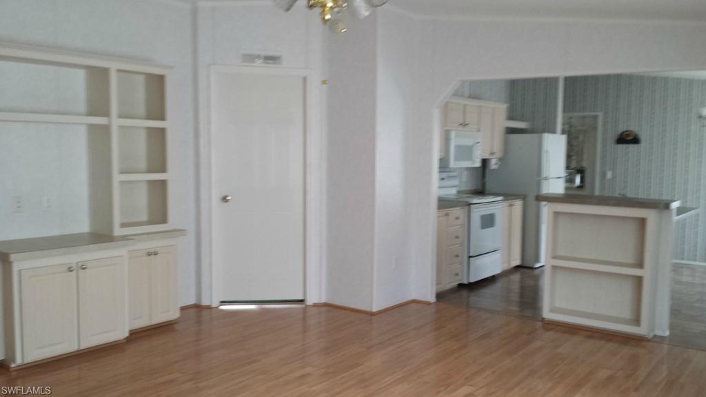 RIVER OAKS - Residential