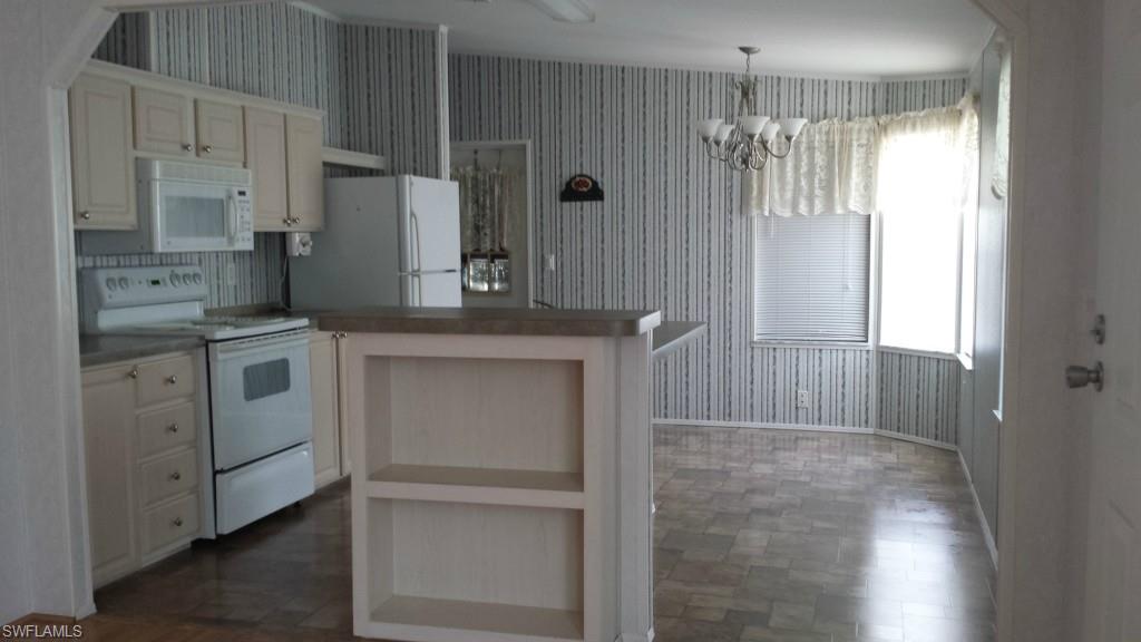 RIVER OAKS - Residential