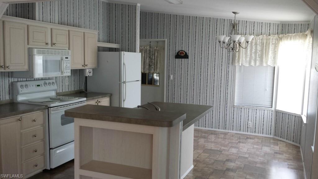 RIVER OAKS - Residential