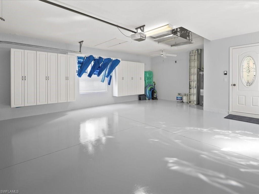 BRIARWOOD - Residential Lease