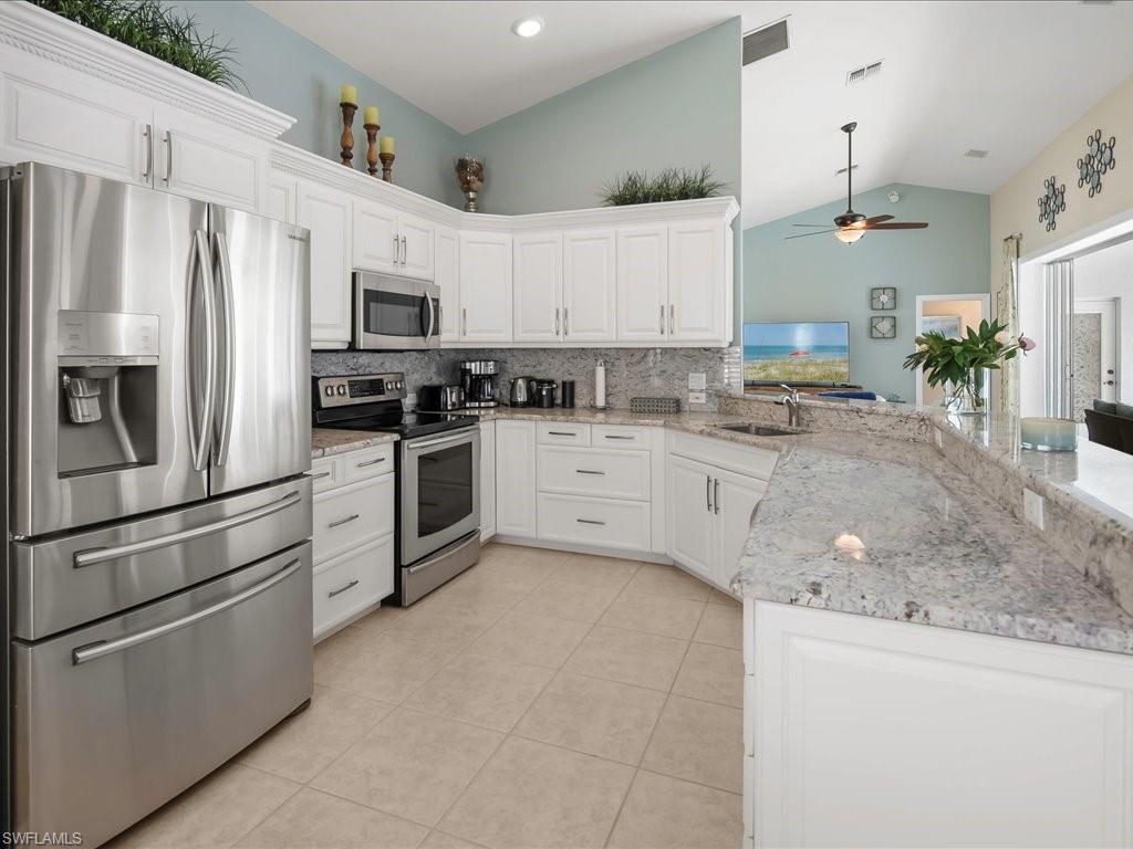 BRIARWOOD - Residential Lease