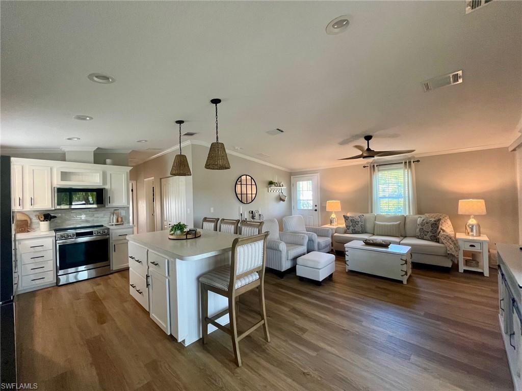 SILVER LAKES - Residential