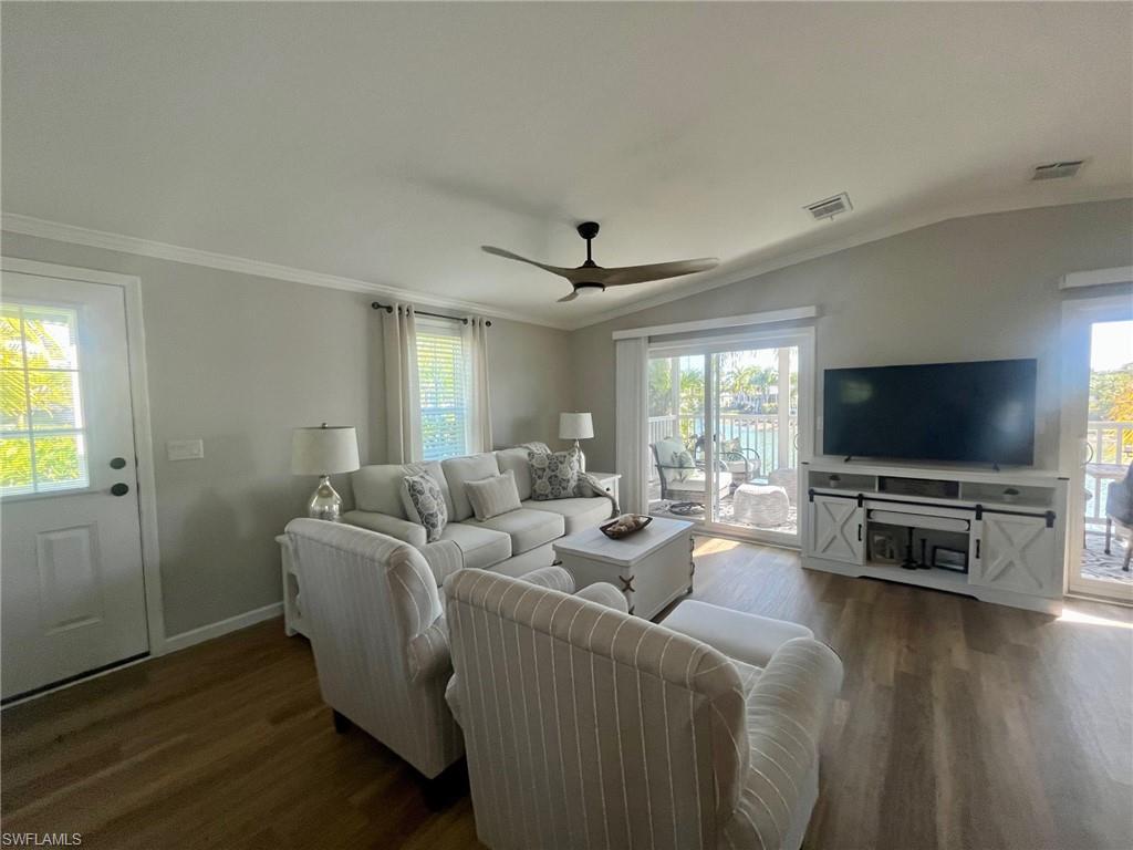 SILVER LAKES - Residential