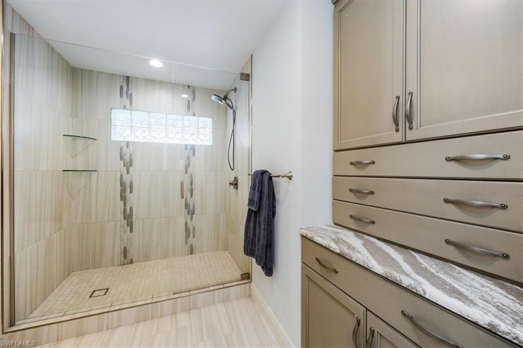 EAGLE CREEK - Residential