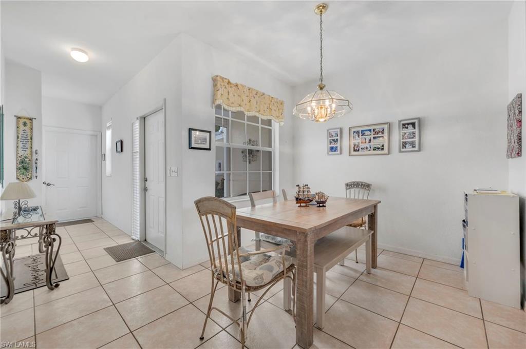 CROWN POINTE SHORES - Residential