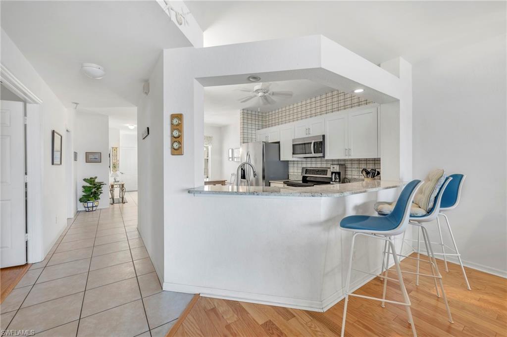 CROWN POINTE SHORES - Residential