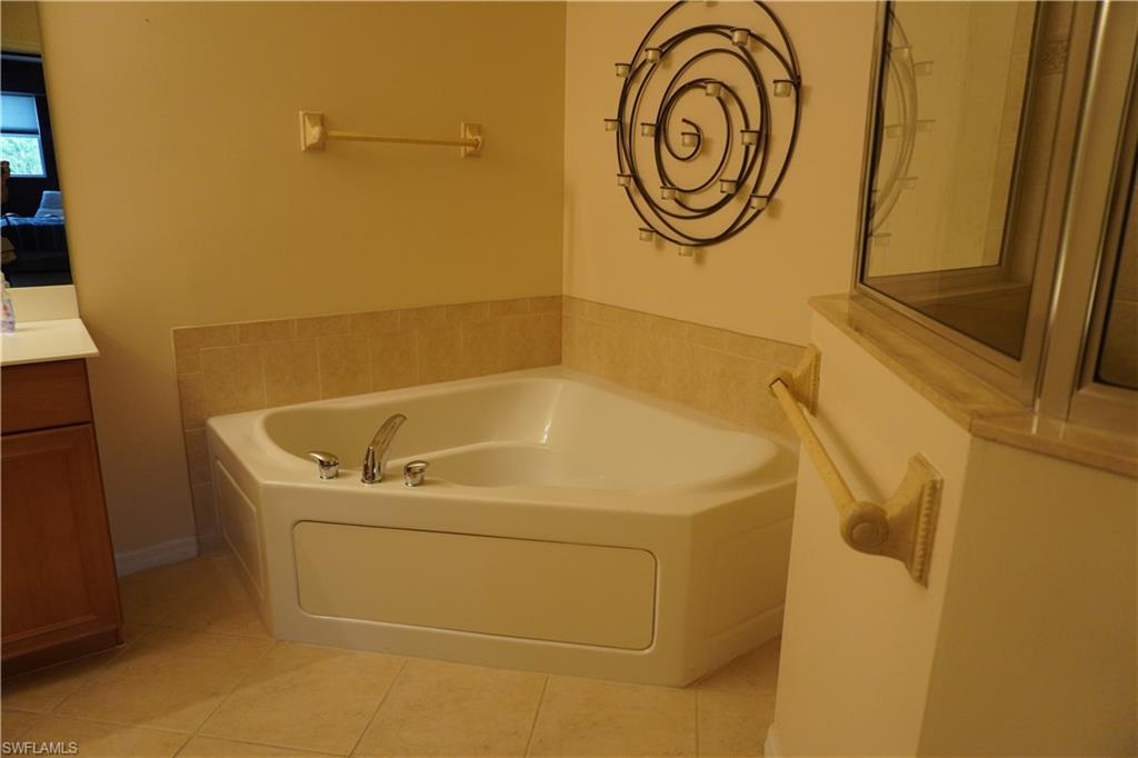 MOODY RIVER ESTATES - Residential Lease