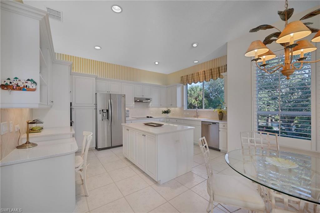 LANCASTER SQUARE - Residential