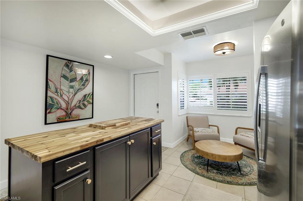 BAY FOREST - Residential