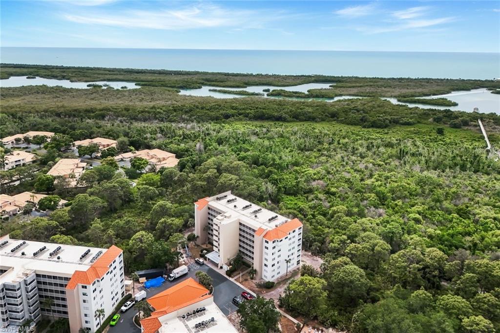 BAY FOREST - Residential